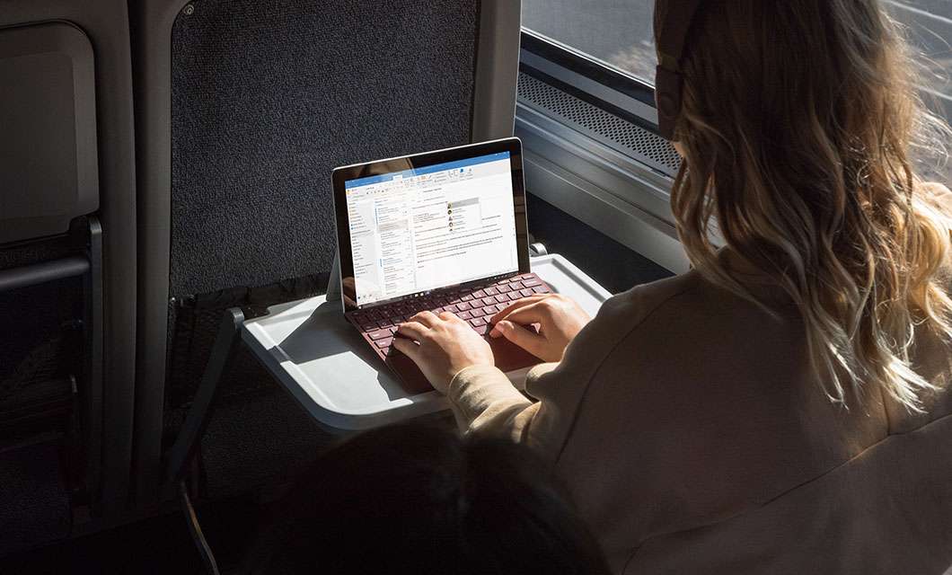 Certificazione FCC per Surface Go 2 LTE: c'è WiFi 6