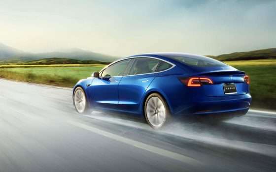 Tesla, avviato il recall di Model 3 e Model X