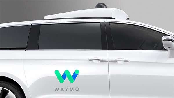 Waymo, un particolare della self-driving car