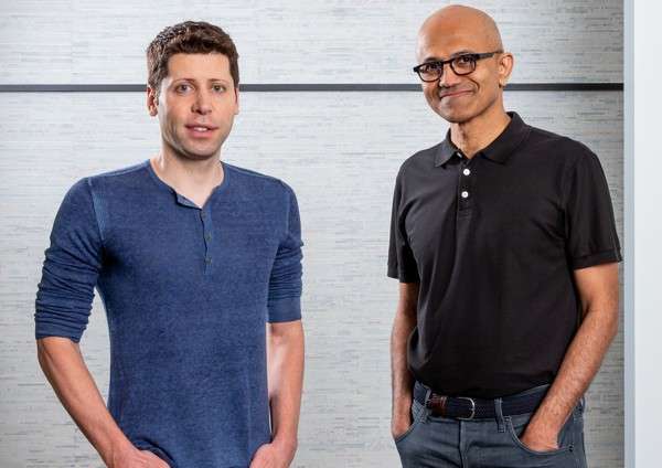 Sam Altman (OpenAI) e Satya Nadella (Microsoft)