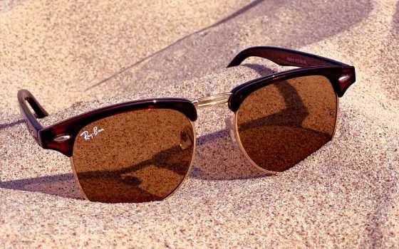 Facebook con Luxottica per gli occhiali Ray-Ban AR