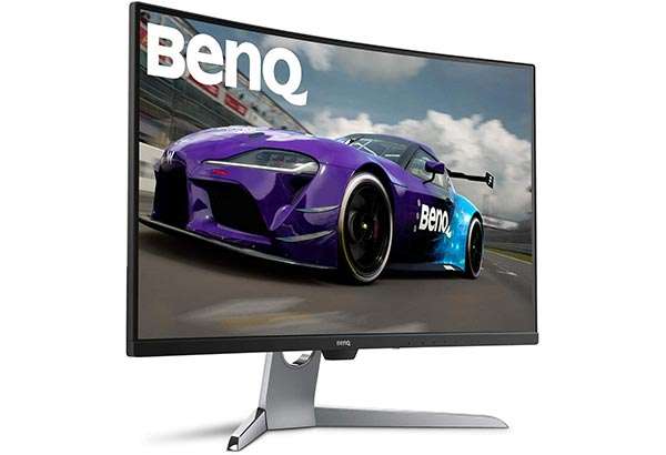 Il monitor BenQ EX3203R da 32 pollici