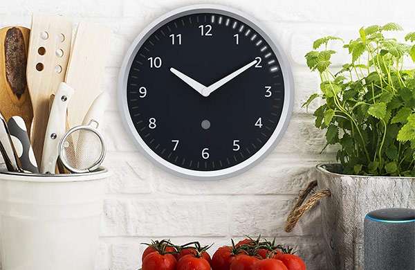 L'orologio Echo Wall Clock di Amazon con Alexa