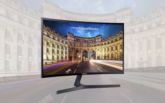 Il monitor curvo di Samsung da 27'' oggi in sconto