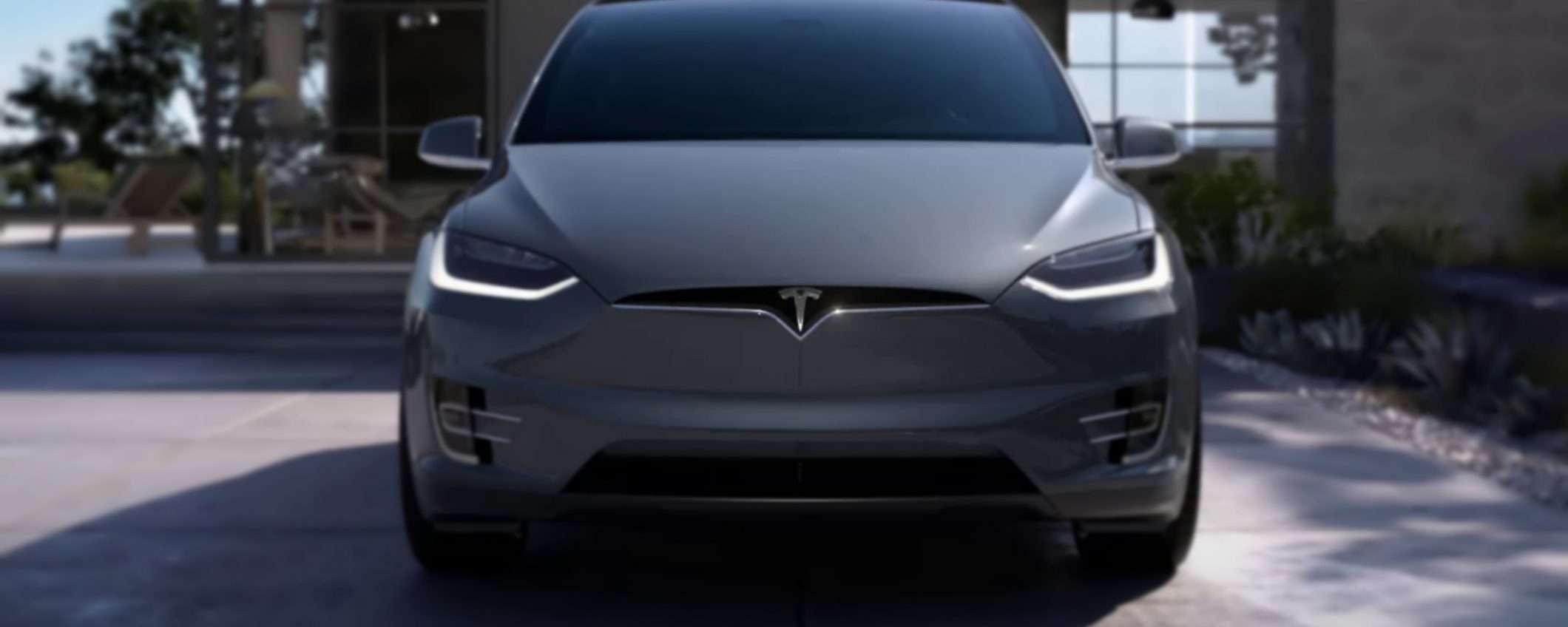 Tesla vuole una flotta di robotaxi entro il 2024