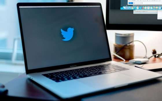 Twitter: esposte informazioni degli utenti business