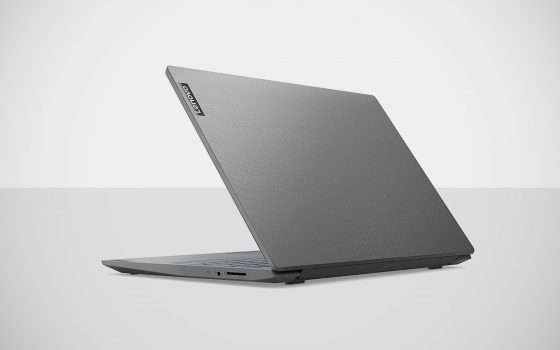 Il laptop Lenovo V15 a 349,90 euro su eBay