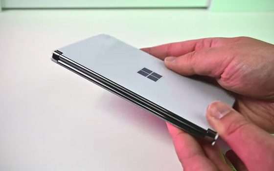 L'unboxing di Surface Duo prima del lancio