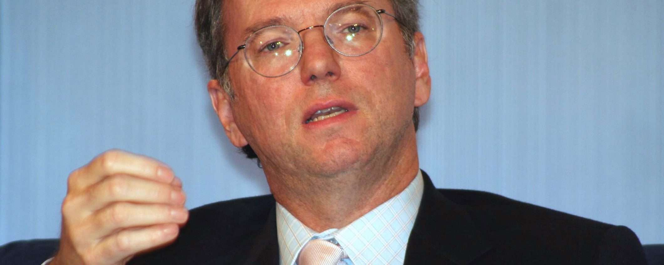 Eric Schmidt sui social, amplificatori per idioti