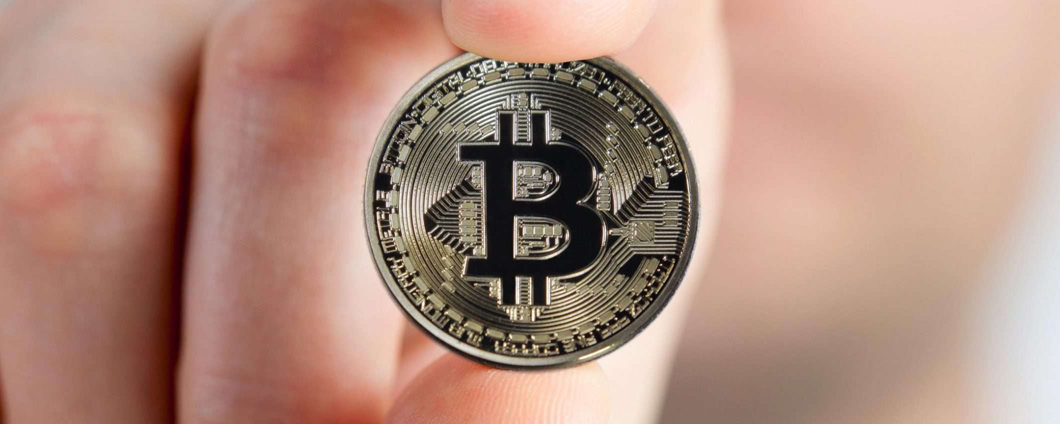 Bitcoin vola: mai così in alto da tre anni