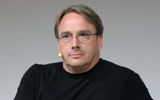 Linus Torvalds ai No Vax: vaccinatevi o state zitti