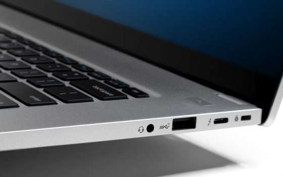 NUC M15: Laptop Kit Intel per il whitebook market