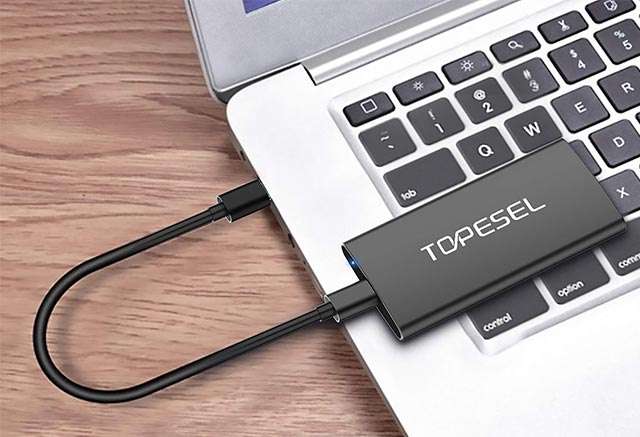 La SSD portatile di TOPESEL da 120 GB