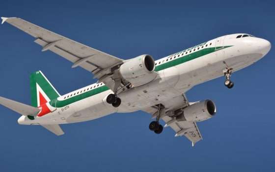 AOKpass, l'app per volare Covid-free su Alitalia