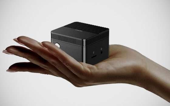 Mini PC tascabile Intel 4 core 6/128GB in offerta