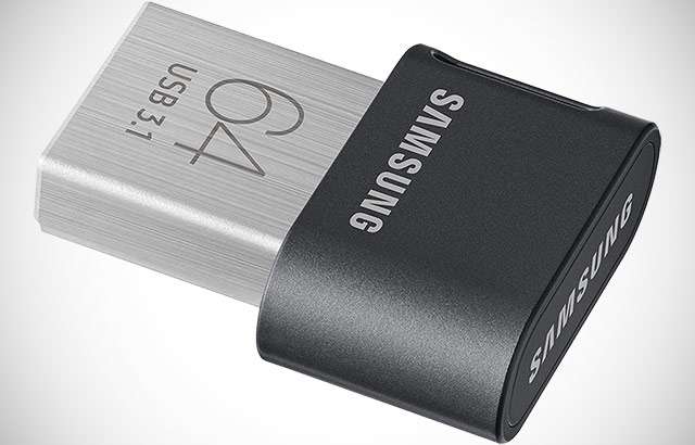 Il Flash Drive USB da 64 GB della serie Samsung Fit Plus