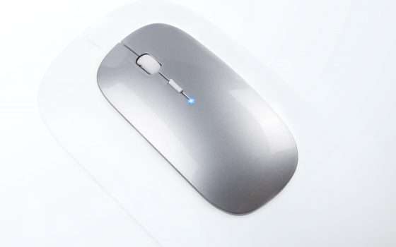 Sottile, wireless, ricaricabile: mouse d'occasione