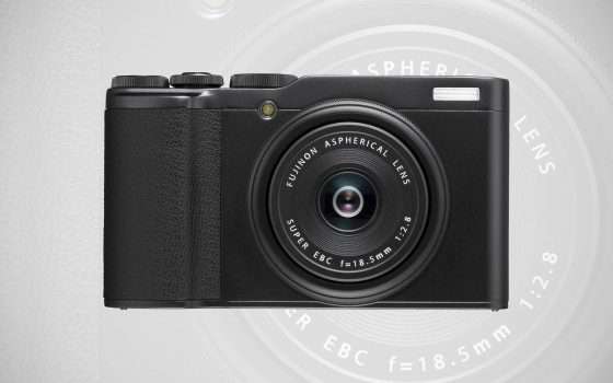 Fujifilm XF10: la compatta premium a ottimo prezzo