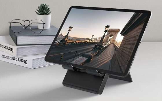 Supporto tablet regolabile oggi in offerta lampo