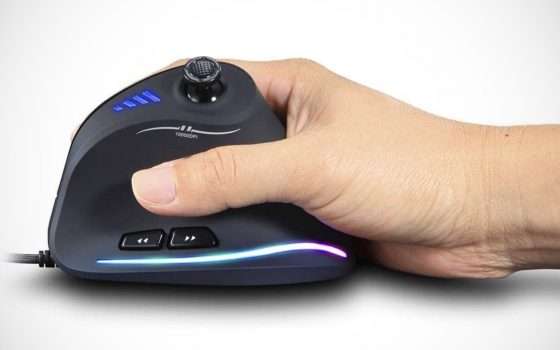 Offerta hi-tech: mouse verticale con joystick -40%