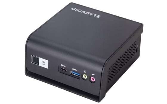 Mini PC Gigabyte Pentium Silver HDMI 4K in offerta