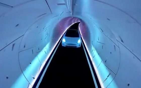 Su una Tesla nel tunnel di The Boring Company