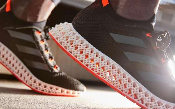 La stampa 3D di Carbon per le scarpe Adidas 4DFWD