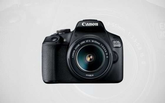 Canon EOS 2000D e obiettivo 18-55: occasione eBay