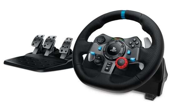 Il volante PS4/PS5/PC più amato di sempre torna sotto i 200 euro: Logitech G29