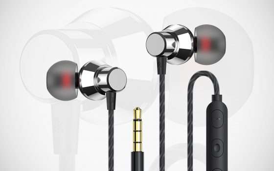 Cuffie in-ear con filo e microfono: SOLO 6€