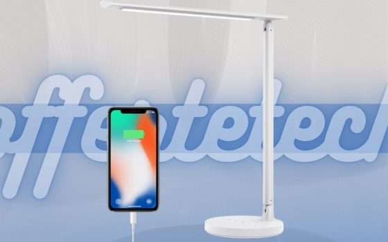 Lampada moderna con cui carichi anche lo smartphone (DOPPIO SCONTO)