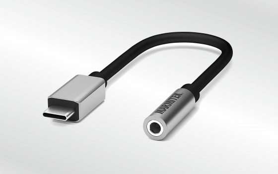 Da jack a USB-C: il tuo smartphone ora suona in auto