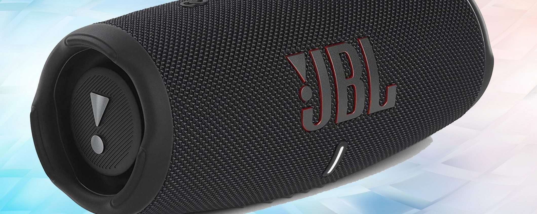 JBL Charge 5: il diffusore Bluetooth più amato al minimo storico