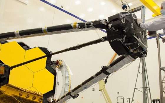 JWST: specchio secondario in posizione (update)