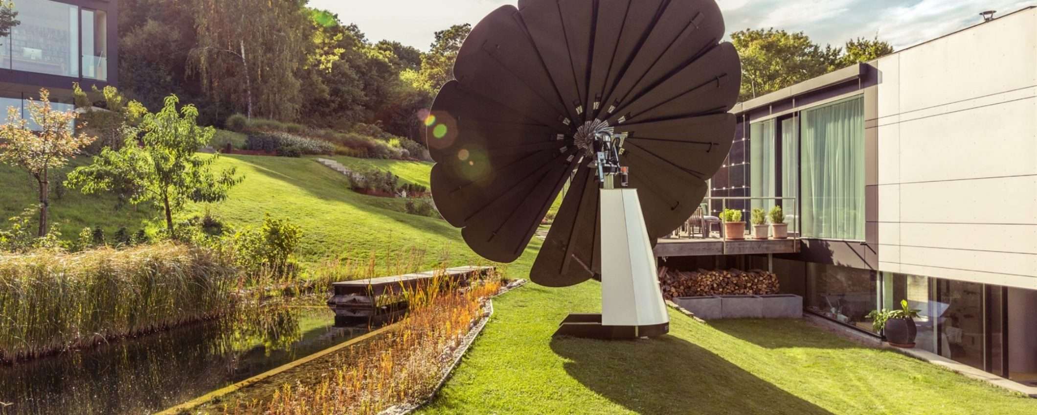 Smartflower Pop, il fiore che immagazzina energia solare