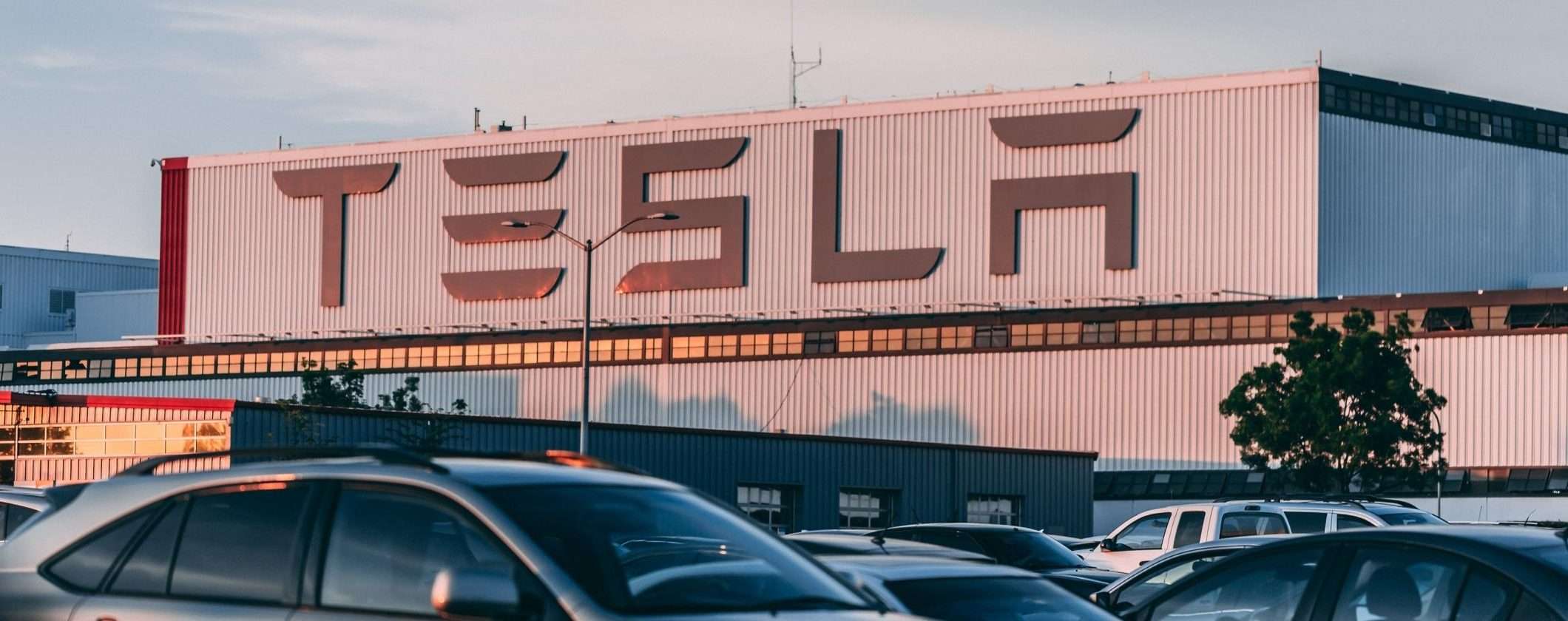 Tesla: scoperte perdite per 101 milioni di dollari in Bitcoin nel 2021