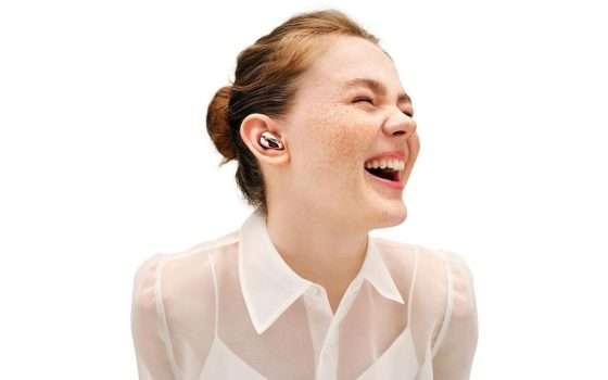 Samsung Galaxy Buds Live al minimo storico: esclusiva Amazon