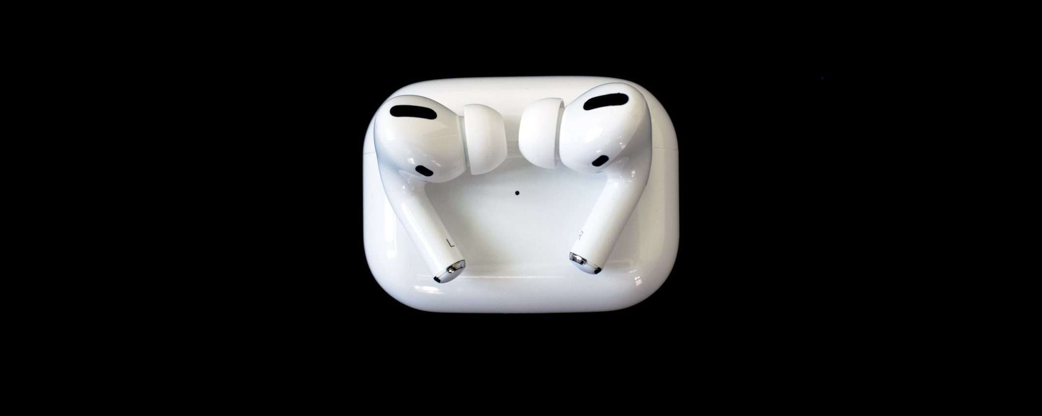 AirPods Pro 2: entro fine 2022 e con Lightning