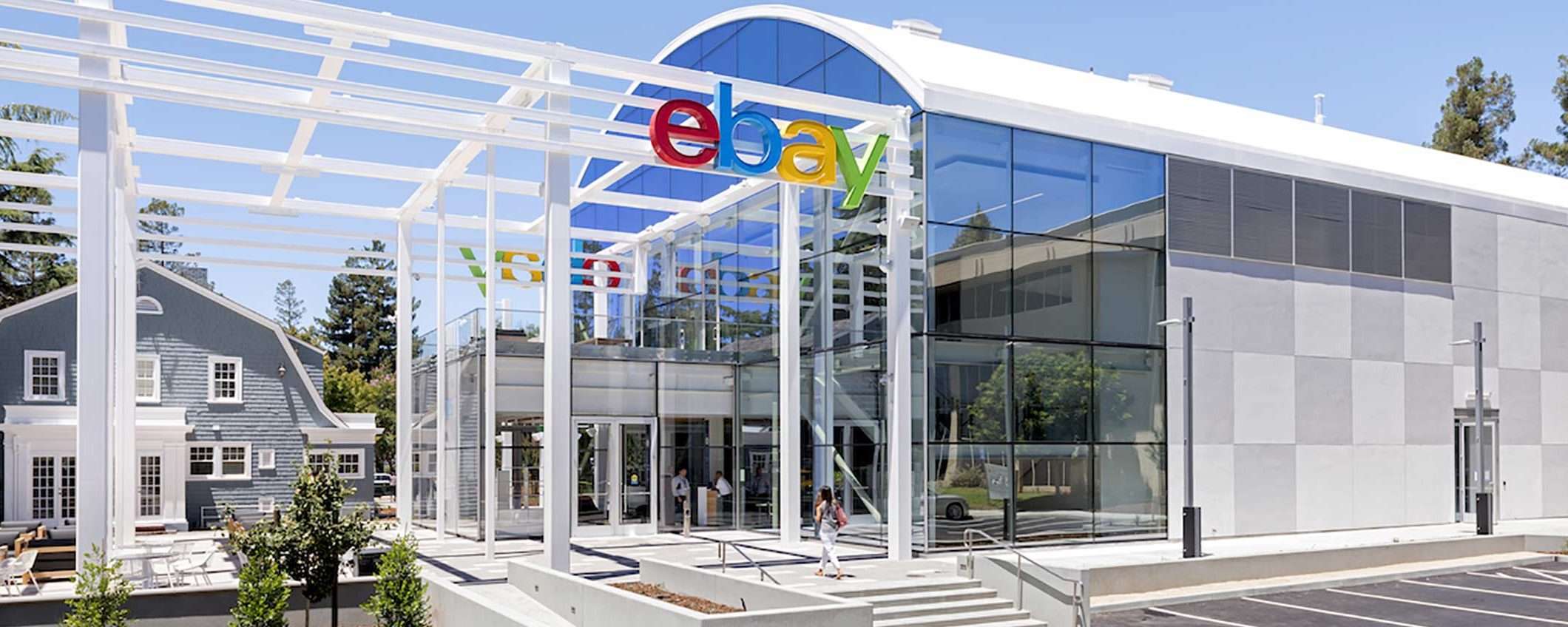 NFT: eBay annuncia l'acquisizione di KnownOrigin