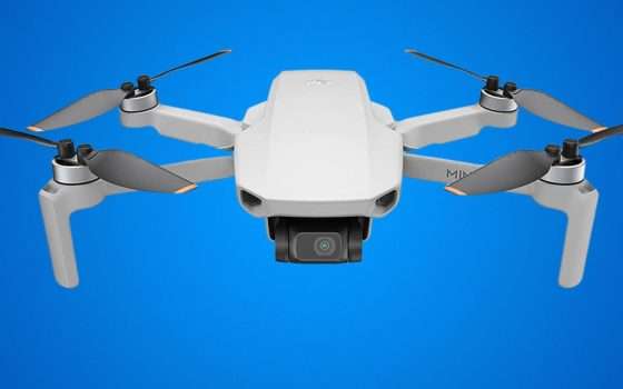 Drone con Fotocamera ultraleggero: OFFERTONA su Amazon