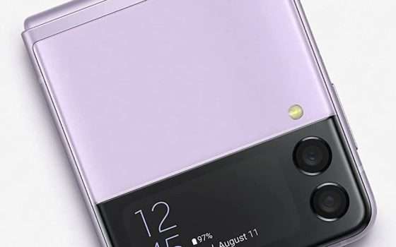 Samsung Galaxy Z Flip 4, spunta una nuova colorazione brillante