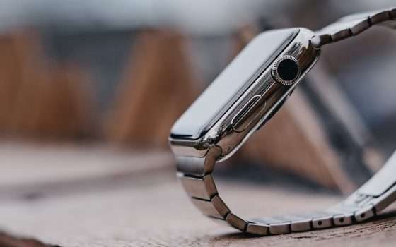 Apple Watch Pro avrà un display totalmente piatto