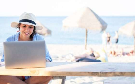 Sicurezza del PC in vacanza: i 10 consigli estivi