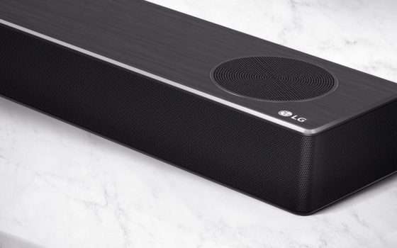 Soundbar LG 380W 3.1.2, offerta TOP su Amazon: minimo storico