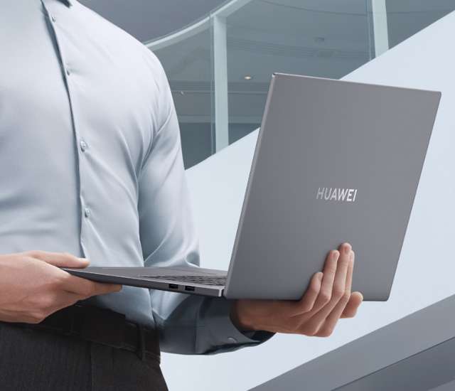 Il laptop HUAWEI MateBook 16