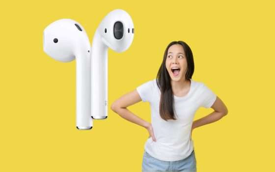 Apple AirPods 2: prezzo FUORI DI TESTA su Amazon