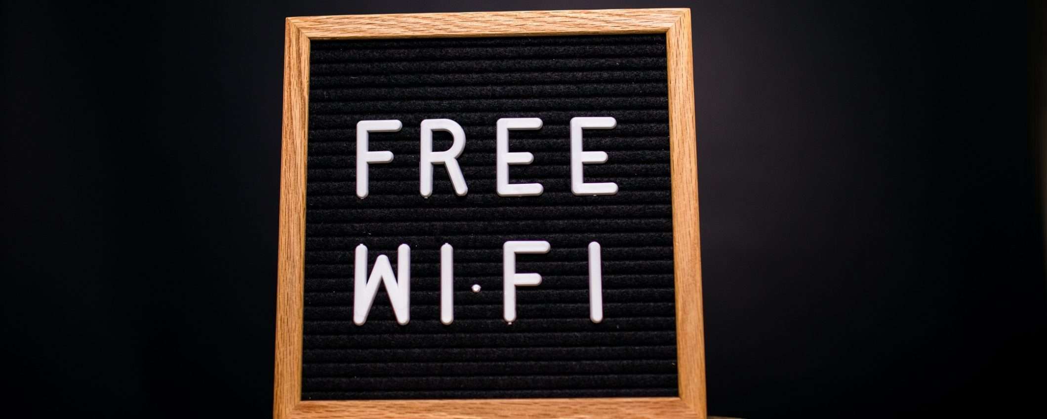 Come evitare i rischi del Wi-Fi pubblico e navigare in sicurezza