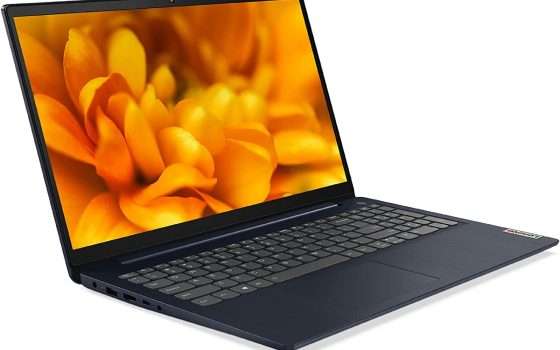 Laptop Lenovo IdeaPad 3: Intel i5, SSD 256GB e RAM 8GB a 200€ in meno