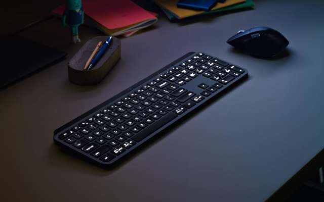 logitech-mx-keys-amazon