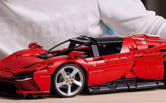 Set LEGO Technic Ferrari Daytona: SPLENDIDO e in SUPER OFFERTA (-134€)